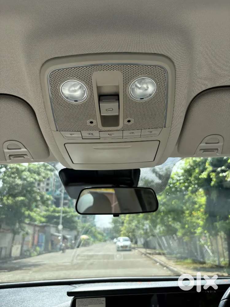 Mahindra Xuv700 2.0 Ax7 Petrol Manual 2024