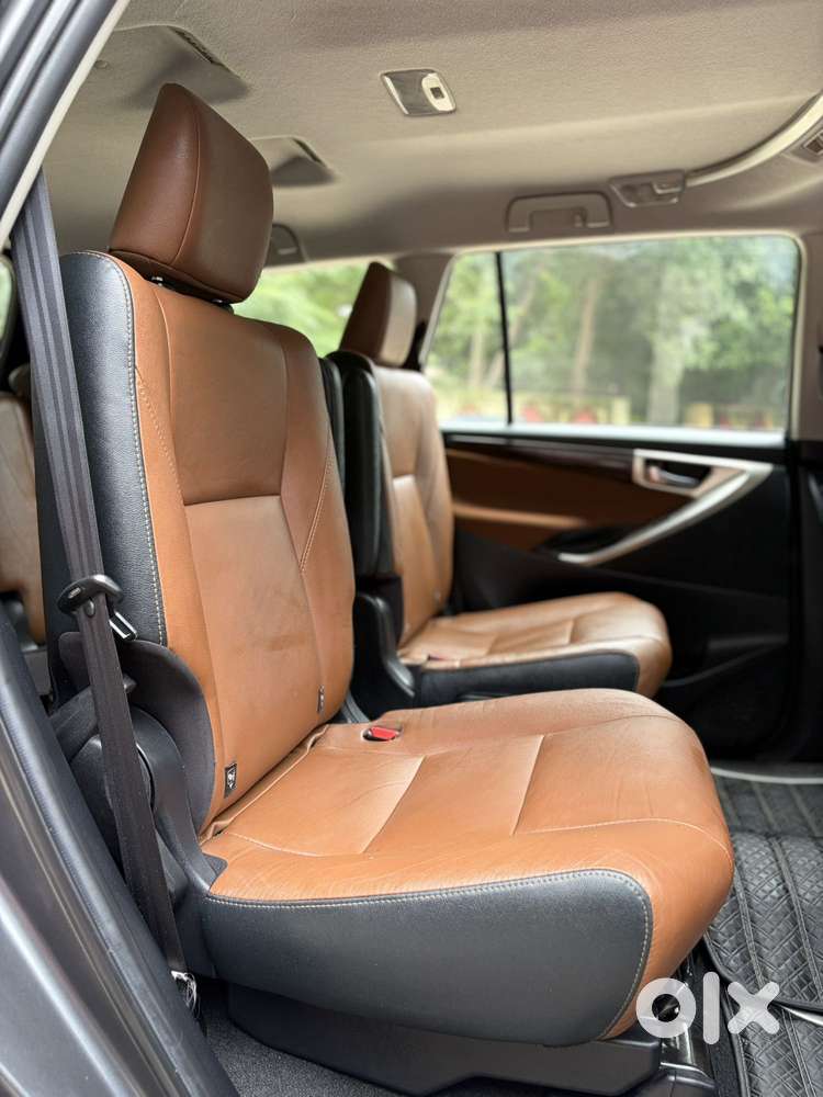 Toyota Innova Crysta [2020-ongoing] 2.7 Zx At 7 Str, 2017, Petrol