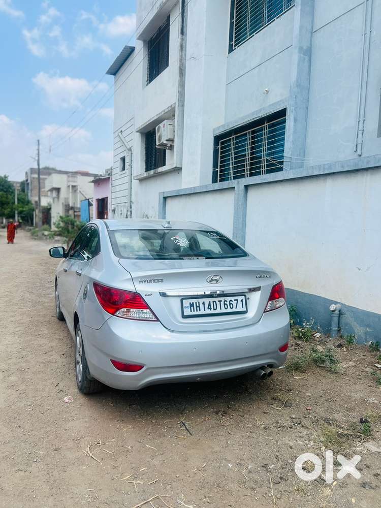 Hyundai Fluidic Verna 2013 Manual