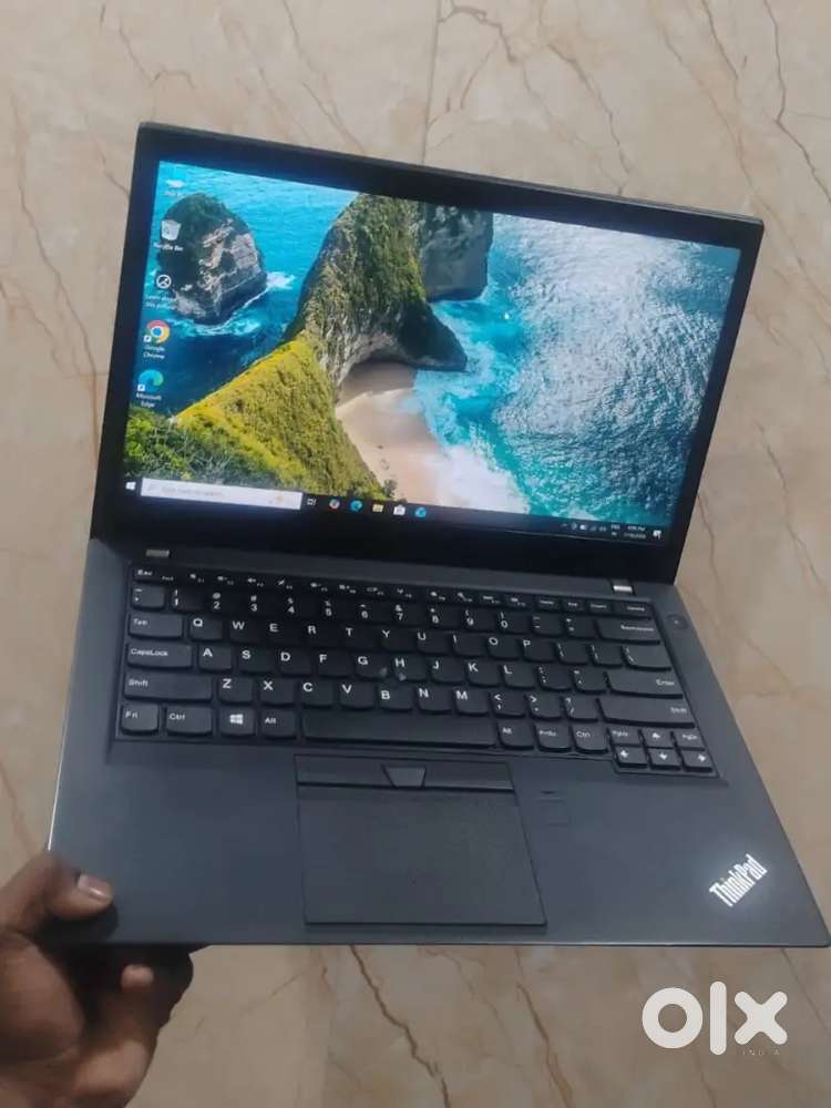 Slim Lenovo ThinkPad T460s i7 6th Gen,8GB RAM,256GB SSD NVME,charger