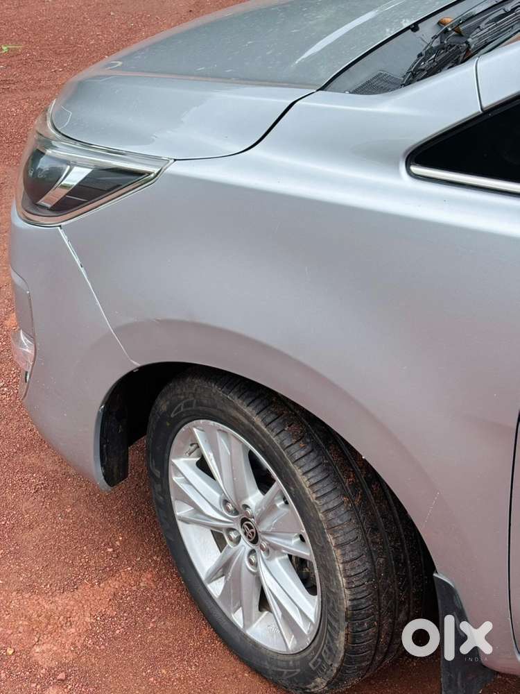 Toyota Innova Crysta 2018 Car