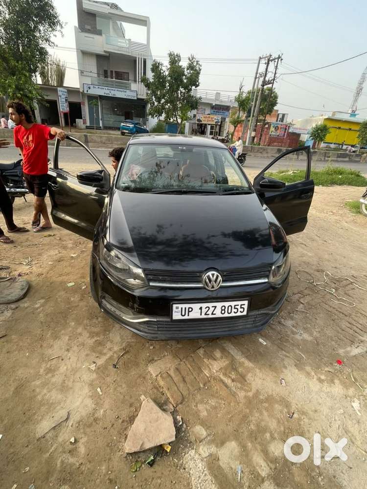 Volkswagen Polo 2011 Car