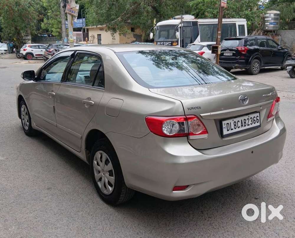 Toyota Corolla Altis 1.8 J, 2013, Petrol