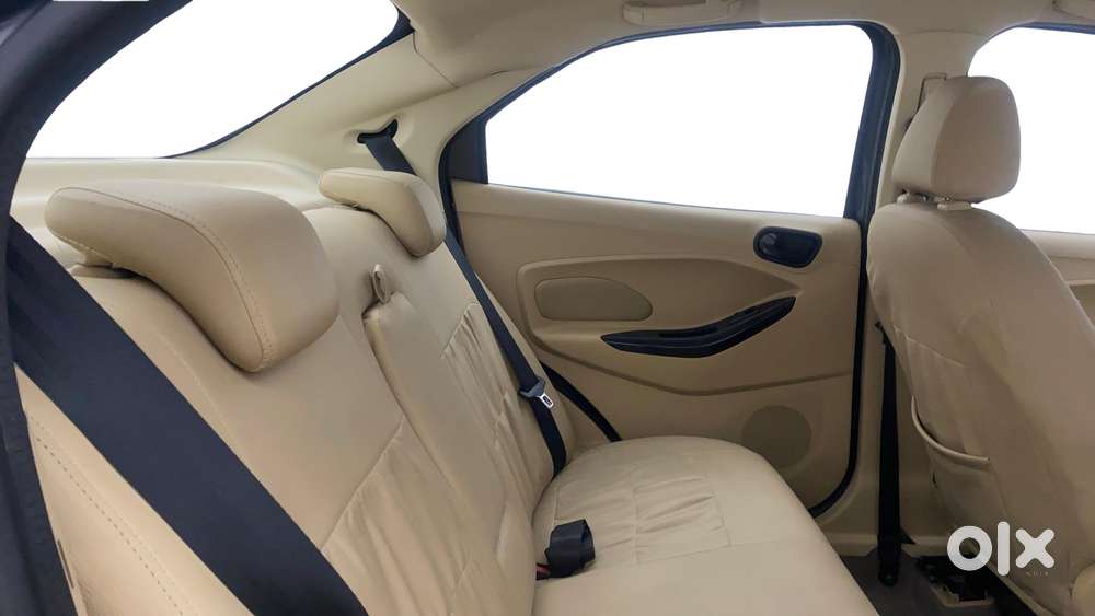 Ford Figo Aspire Titanium, 2016, Petrol