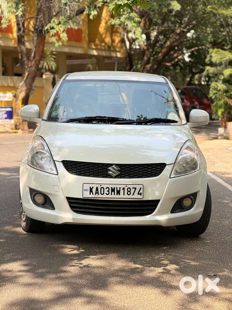 Maruti Suzuki Swift Lxi Optional-o, 2015, Petrol