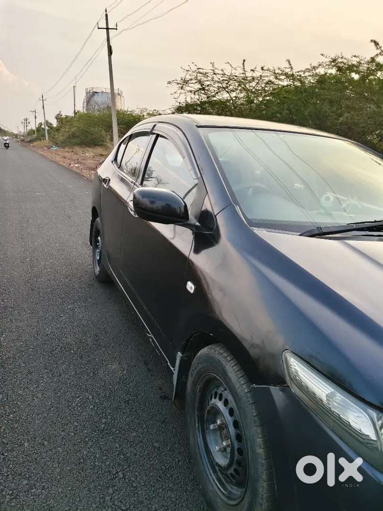 Honda City 2010 Cng & Hybrids 25000 Km Driven Well Maintained Car