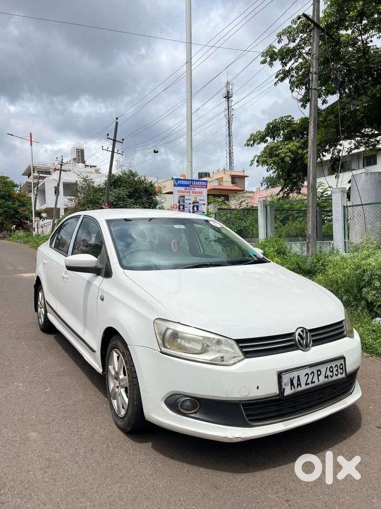 Volkswagen Vento 2010-2013 Petrol Highline, 2012, Petrol