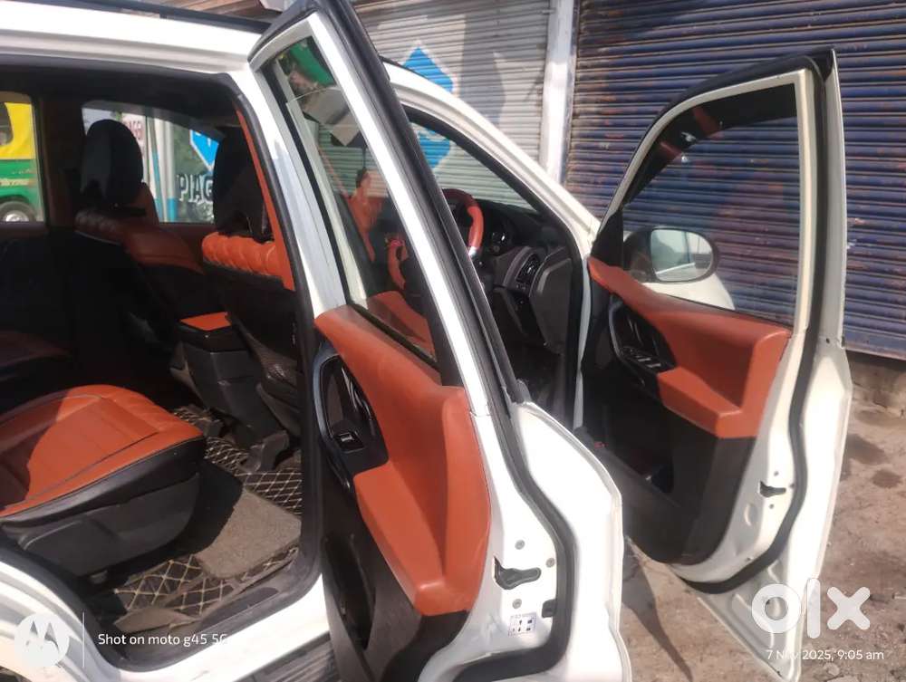 Mahindra Xuv500 2020 Diesel Well Maintained