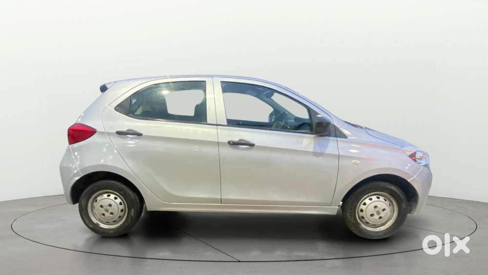 Tata Tiago 1.2 Revotron Xm, 2017, Petrol