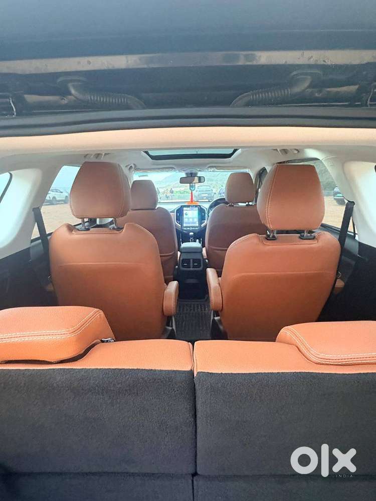 Mg Hector Plus 2022 Diesel 11800 Km Driven