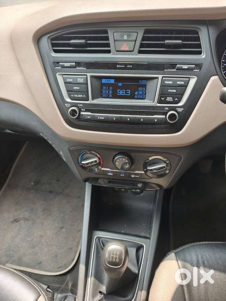 Hyundai Elite I20 Sportz (o) 1.2, 2017, Petrol