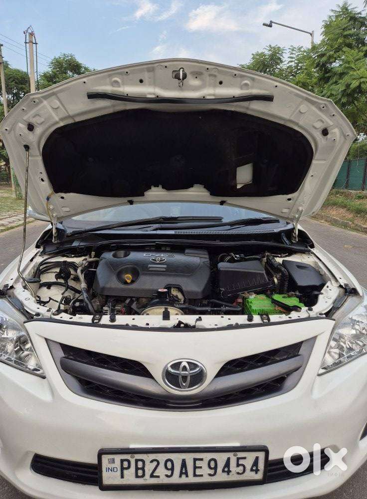 Toyota Corolla Altis 2010-2013 Diesel D4dg, 2011, Diesel