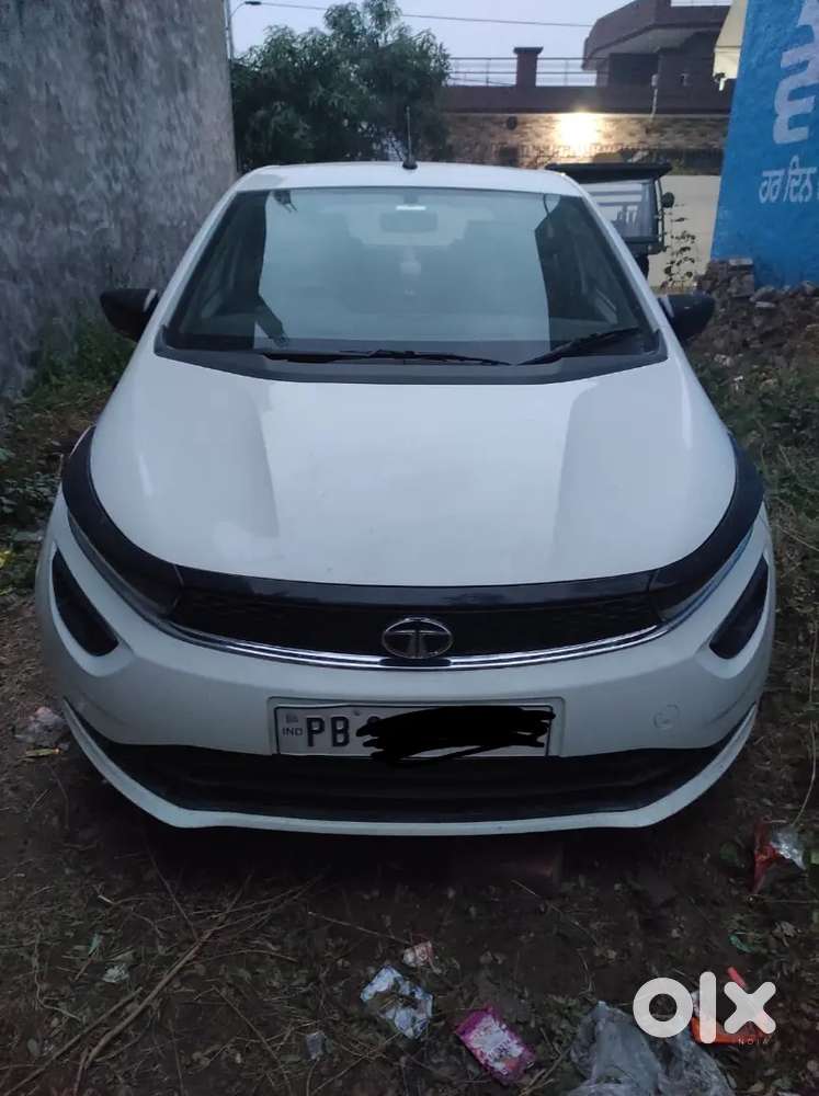 Tata Altroz Xe Rhythm 2020 November Model In Good Condition