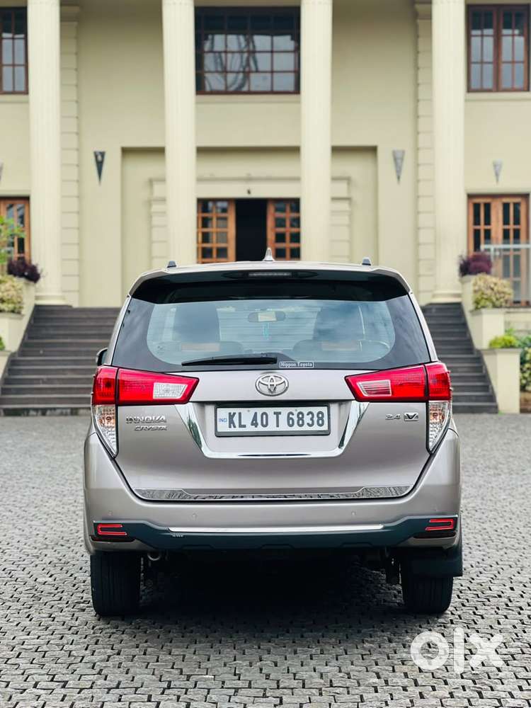 Toyota Innova Crysta Touring Sport 2.4 Mt, 2022, Diesel