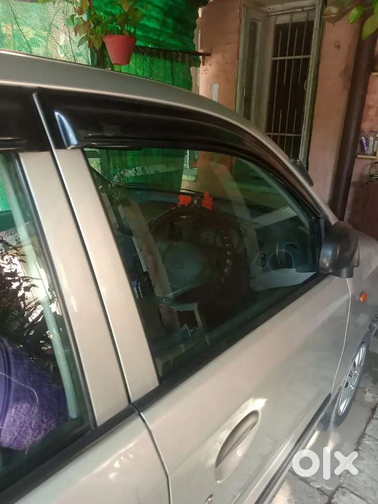 Hyundai Santro Xing 2009 Petrol Manual Driven By Govt Employee