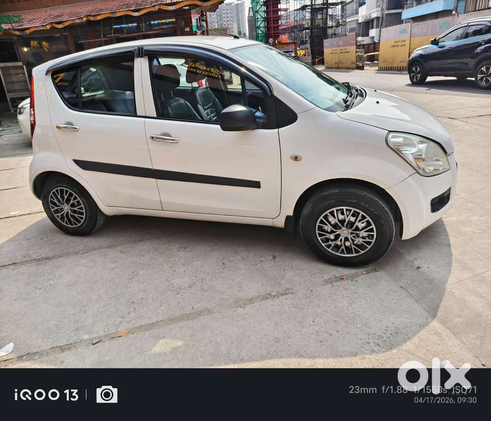 Maruti Suzuki Ritz Lxi, 2011, Petrol