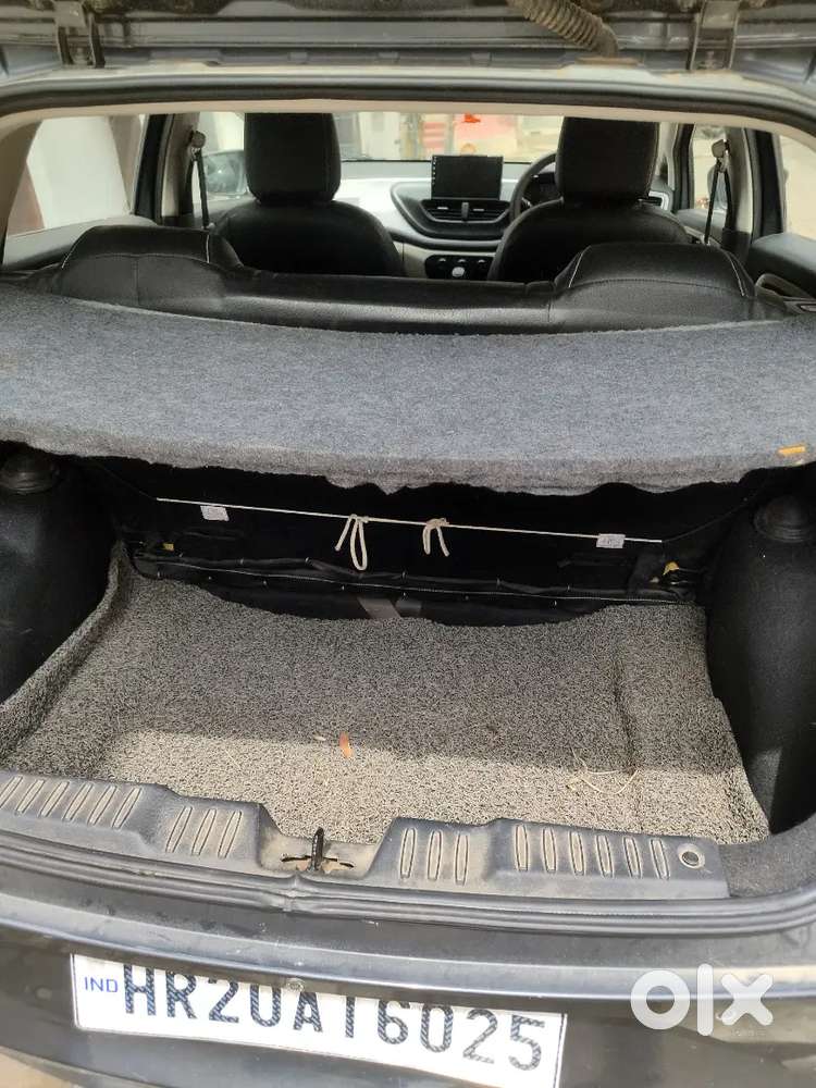 Tata Altroz 2021 Petrol  10,000 Km Driven Single Owner