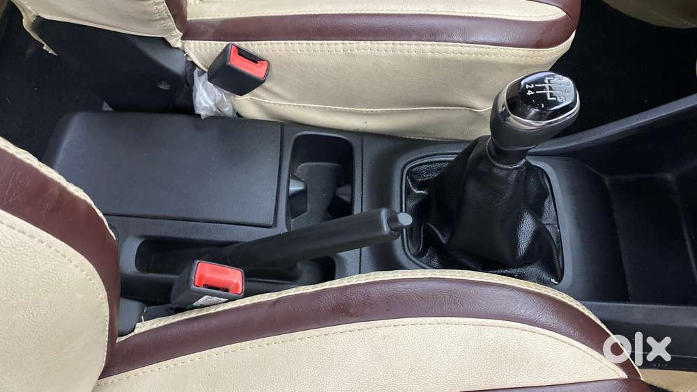 Renault Triber Rxt, 2023, Petrol