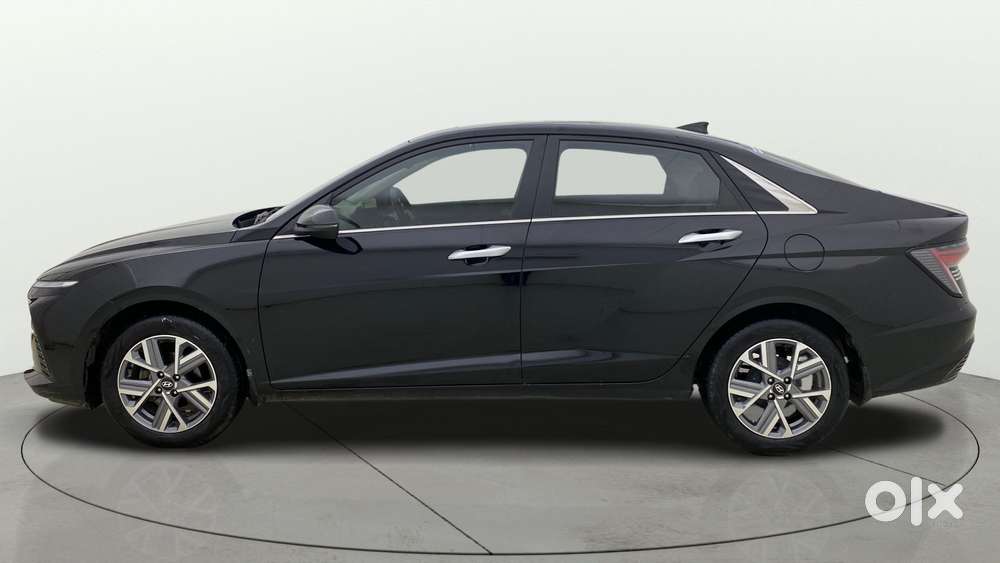 Hyundai Verna 1.5 Sx (o) Ivt, 2023, Petrol