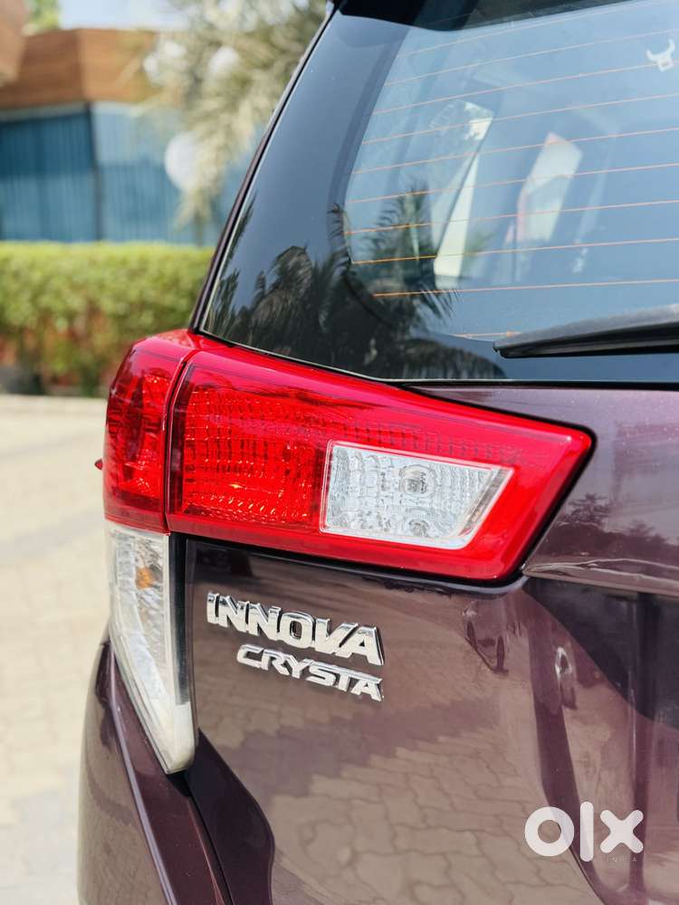 Toyota Innova Crysta 2.4 G Mt 8s, 2019, Diesel