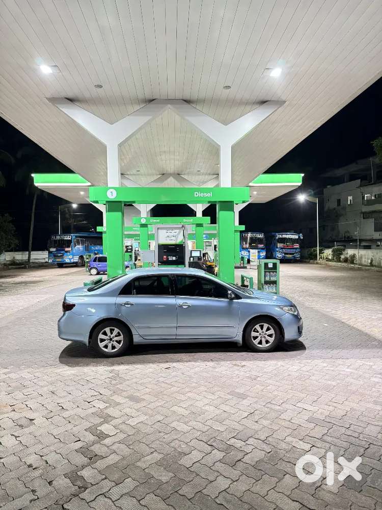 Toyota Corolla Altis 2010 Diesel 190000 Km Driven