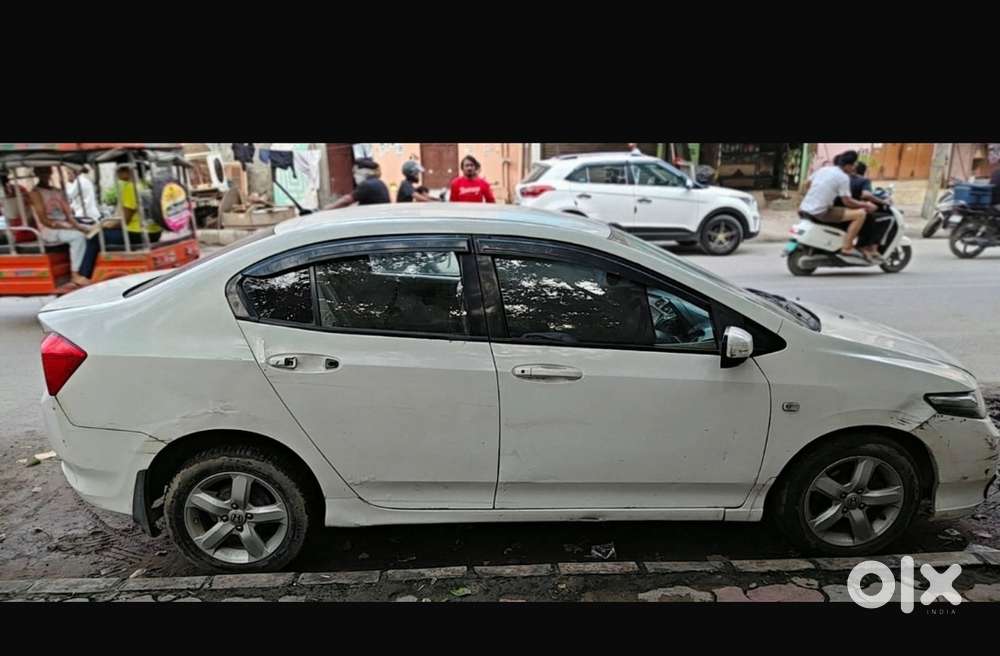 Honda Petrol 2013 1st Owner