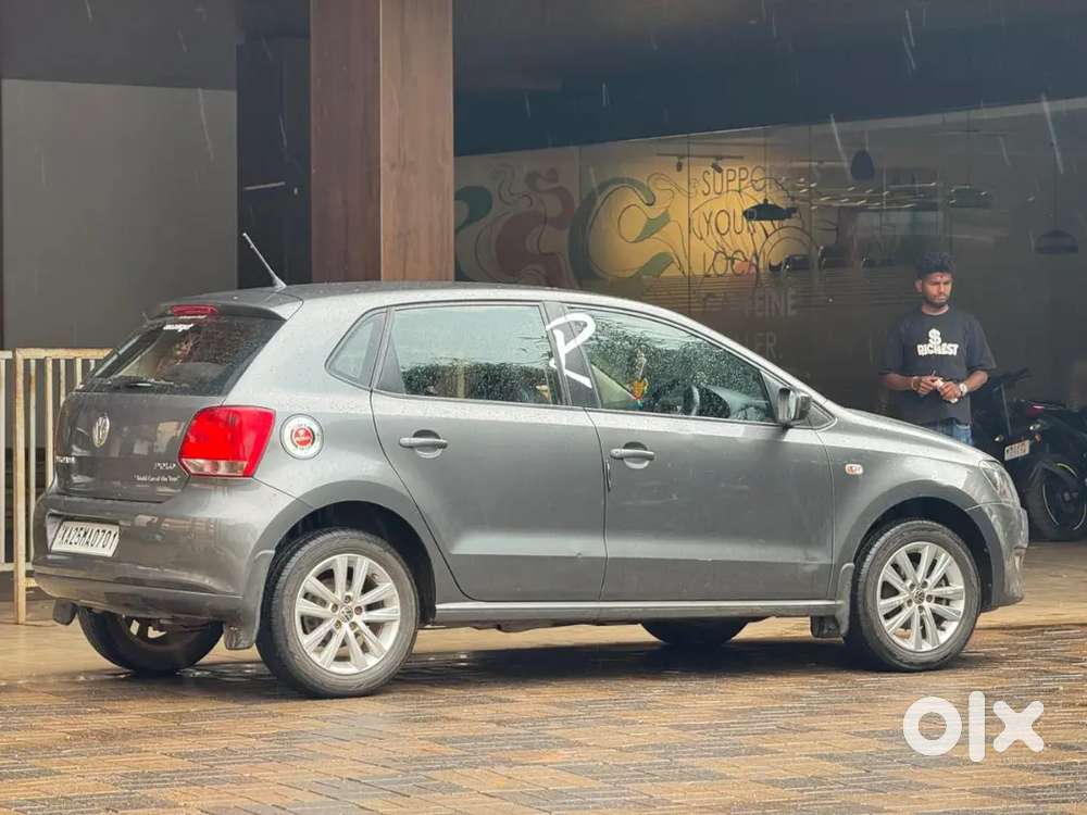 Full Condition Showroom Maintenance