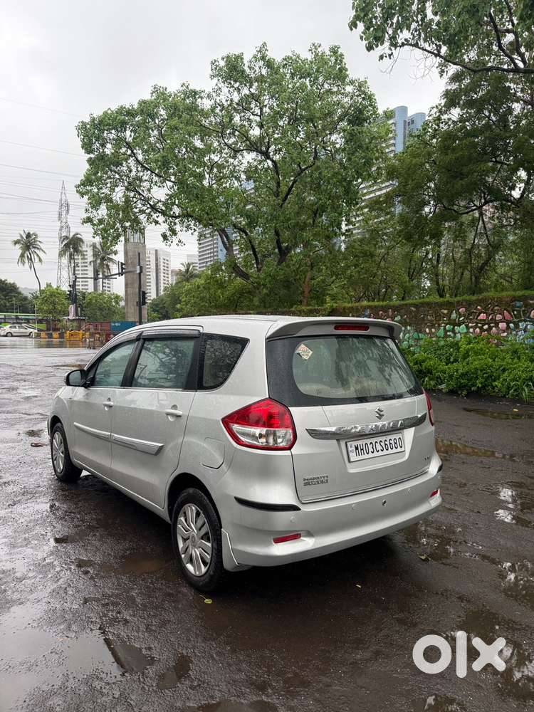 Maruti Ertiga Green Vxi Cng