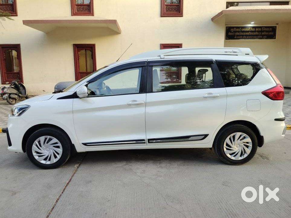 Maruti Suzuki Ertiga 1.5 Vxi, 2025, Cng & Hybrids