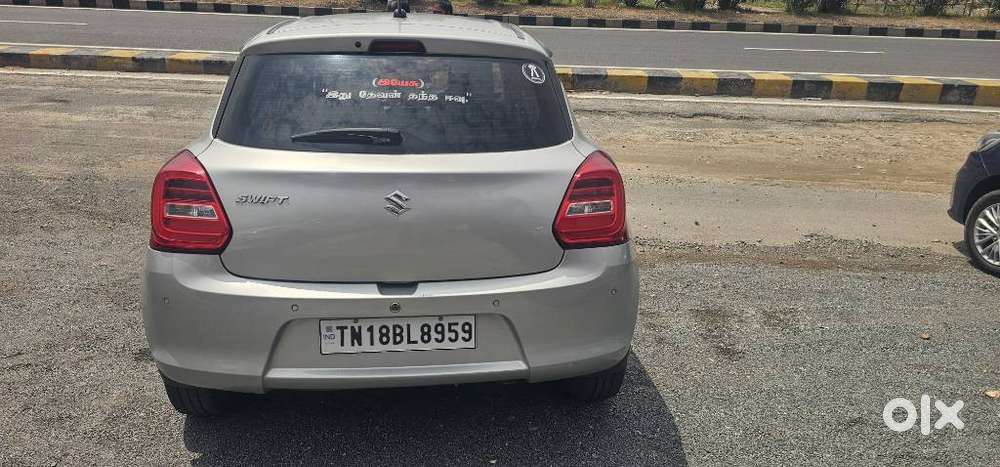 Maruti Suzuki Swift 1.3 Zxi, 2023, Petrol