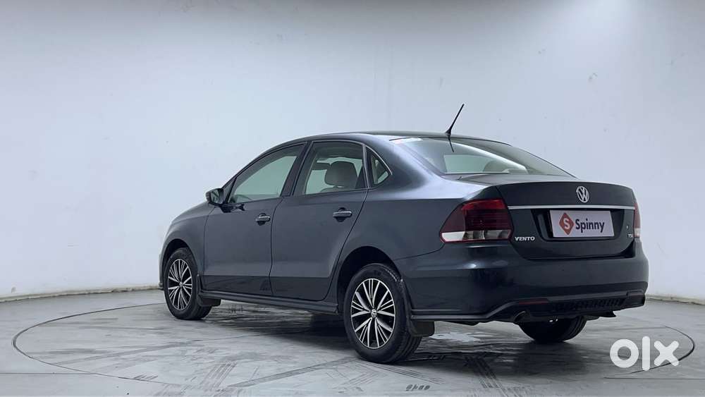 Volkswagen Vento 2010-2013 Petrol Highline At, 2021, Petrol