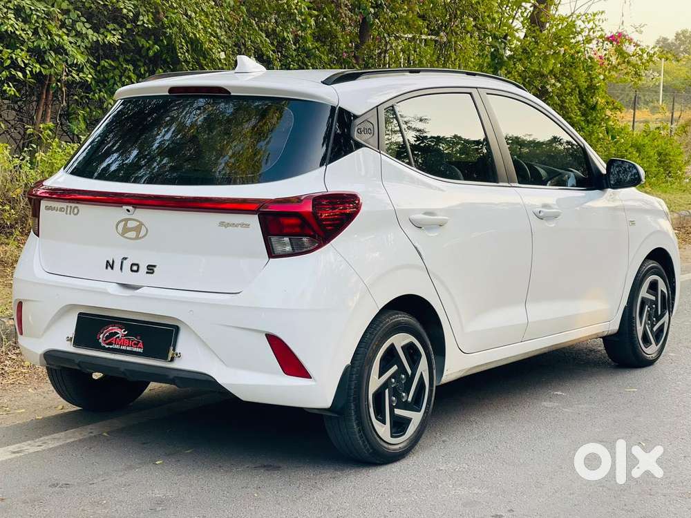 Hyundai Grand I10 Nios Amt Sportz, 2023, Petrol