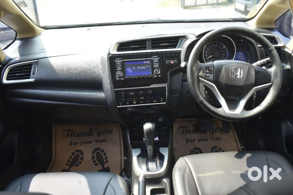 Honda Jazz V Cvt, 2017, Petrol