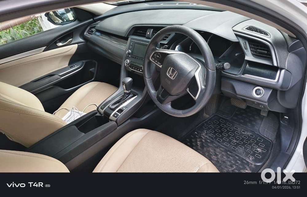 Honda Civic 1.8 V At, 2019, Petrol