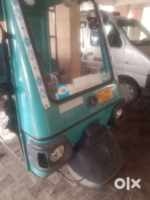 170000 bechana hai