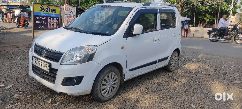 મારુતિ સુઝુકી વેગનર(wagon R) સી.એન.જી/પેટ્રોલ 2017 મોડેલ