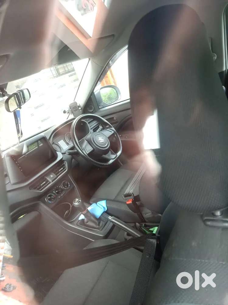 Maruti Suzuki Brezza Lxi 2026