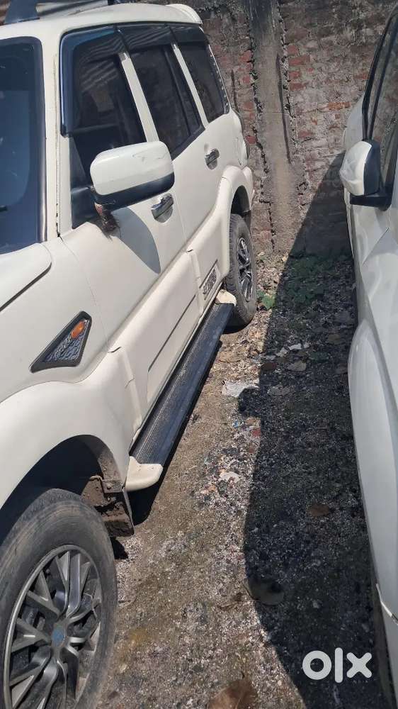 Mahindra Scorpio Diesel 2017