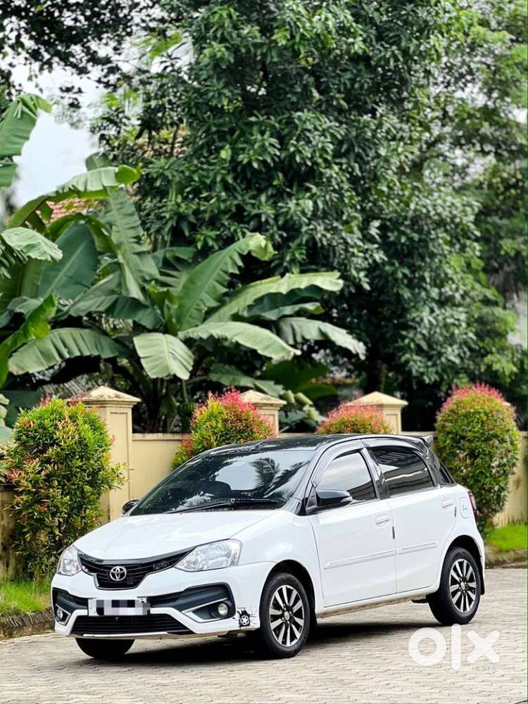 Toyota Etios Liva 1.2 V, 2018, Petrol