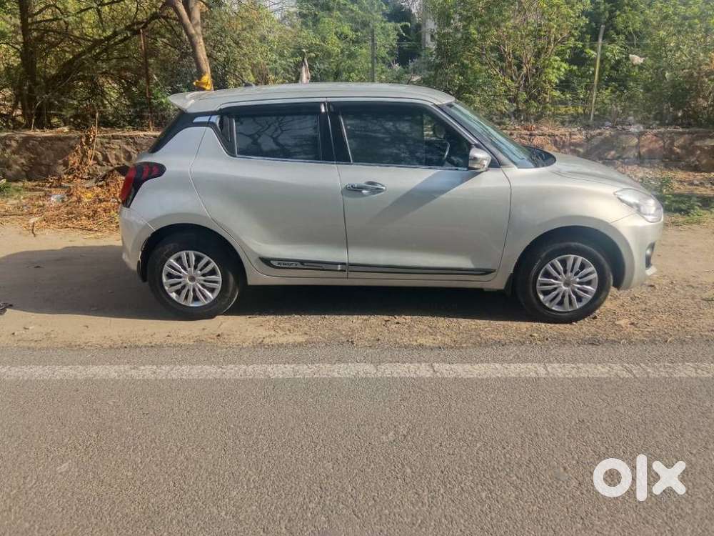 Maruti Suzuki Swift Vxi Optional, 2023, Petrol