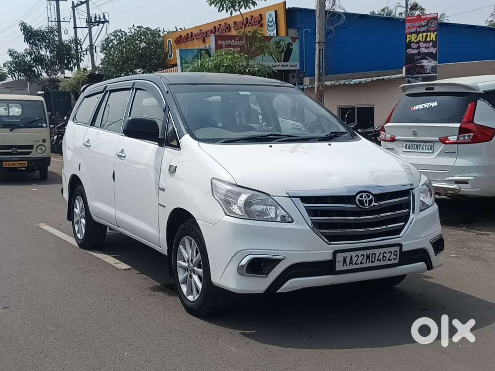Toyota Innova 2009-2011 2.5 E 7 Str, 2008, Diesel