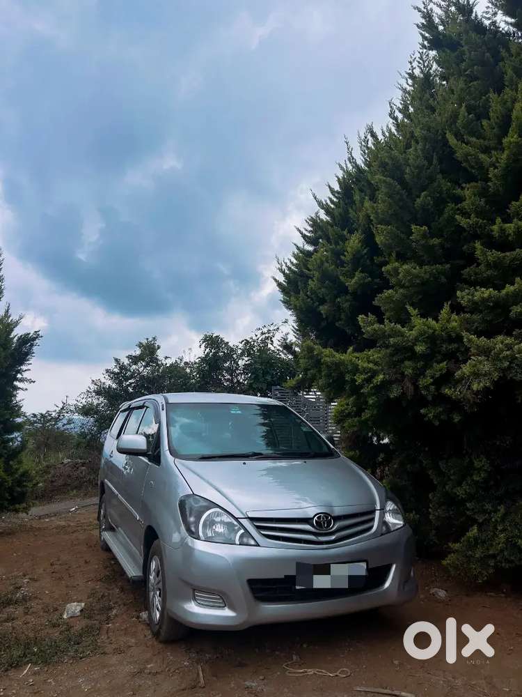 Toyota Innova 2011 Diesel 8 Str