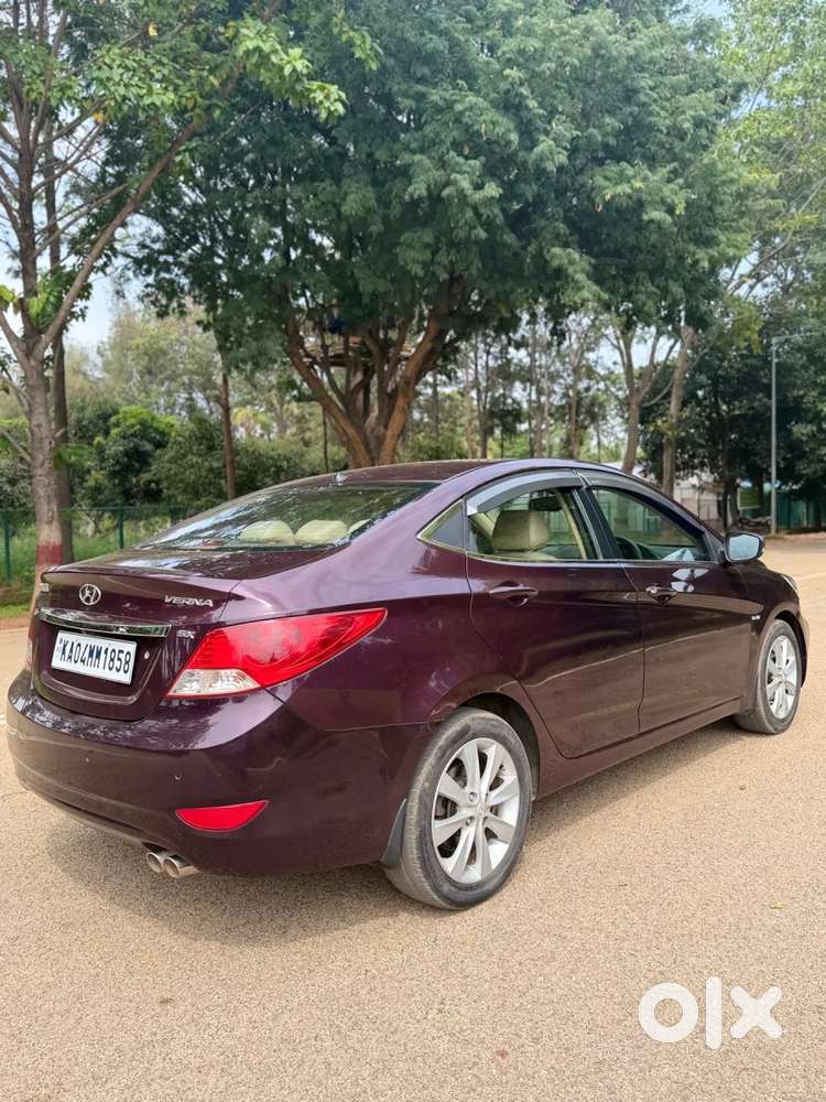 Hyundai Verna Fluidic 1.6 Vtvt Sx, 2014, Petrol