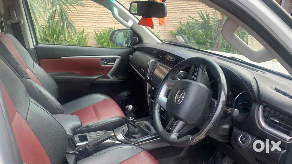 Toyota Fortuner Diesel Leader 2025