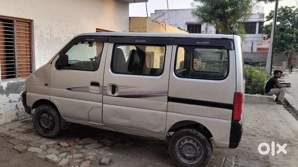 Maruti Suzuki Eeco 2015 Lpg  Petrol Well Maintained 90/tayar