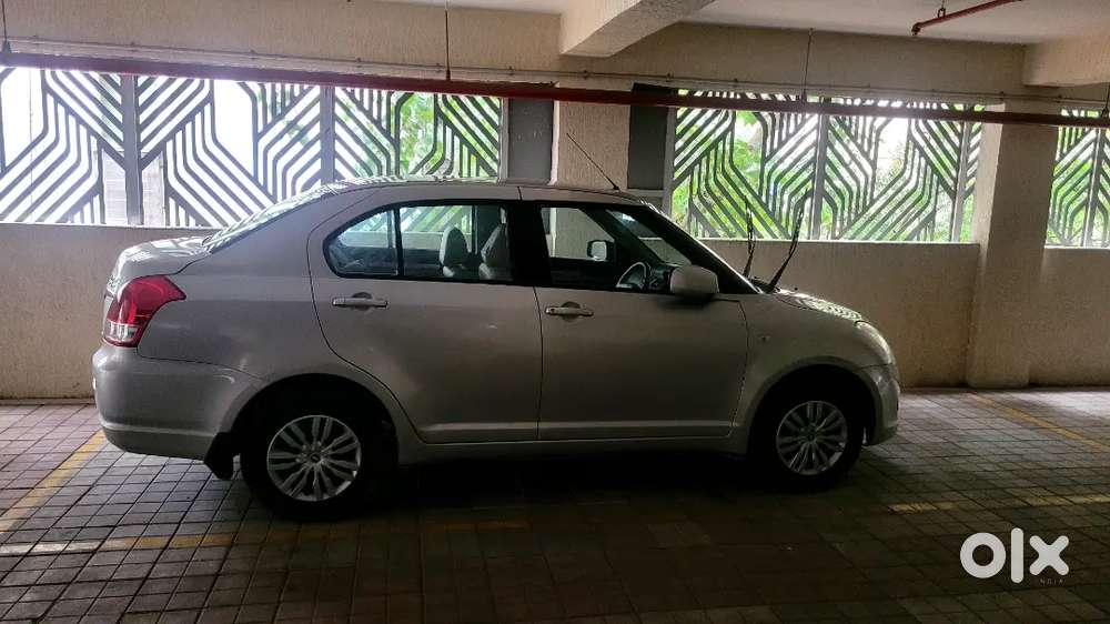 Maruti Suzuki Dzire 1.2 Vxi 2010 Model