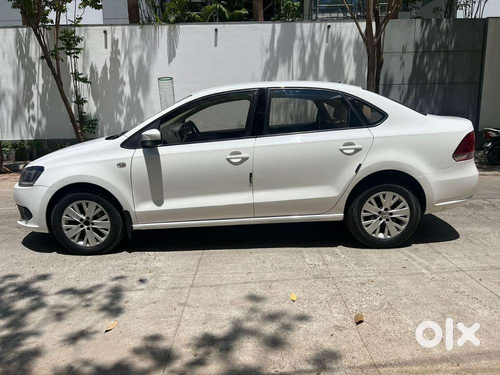 Volkswagen Vento 2010-2013 Petrol Highline, 2015, Petrol