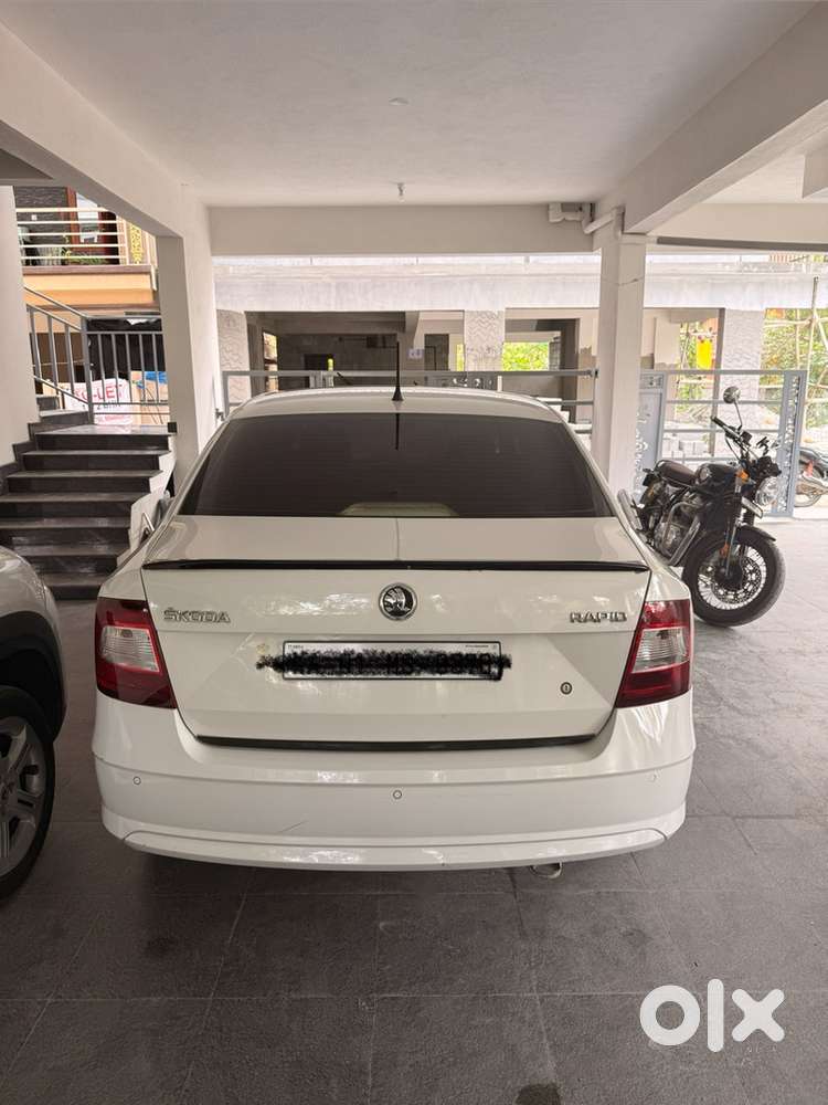 Skoda Rapid Onyx 2018