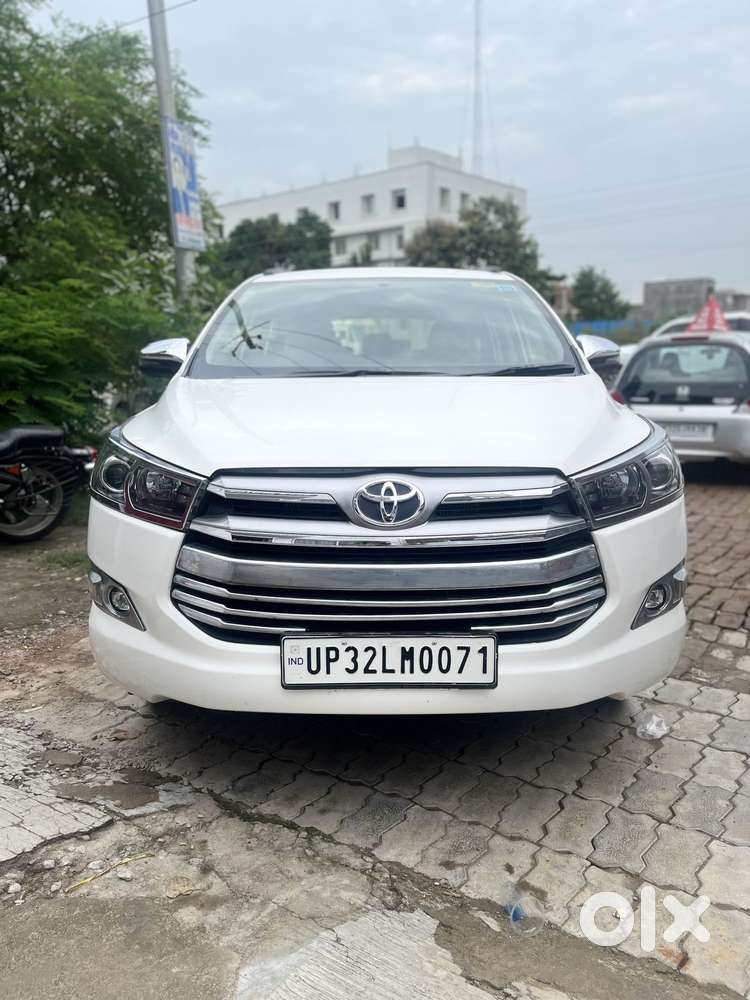 Toyota Innova Crysta [2020-ongoing] 2.4 Vx 8 Str, 2020, Diesel