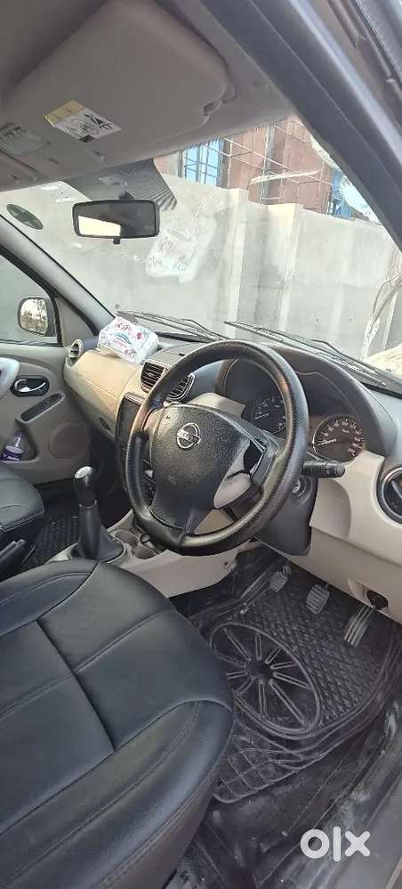 Car Nissan Terrano 2014